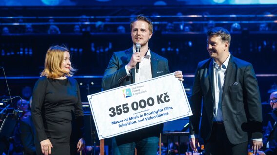 Vaše šance studovat na Berklee Valencia: Stipendium pro filmovou hudbu 2026